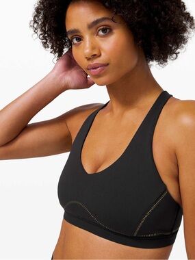 Lululemon Arise Bra *Light Support, C/D Cup in Black